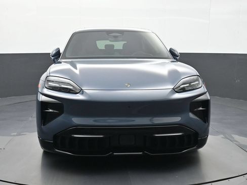 Used 2026 Porsche Cayenne Turbo AWD/4WD image 27