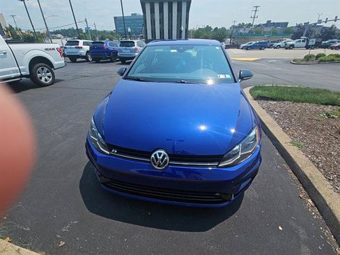Used 2019 Volkswagen Golf R 4-Door AWD/4WD image 2