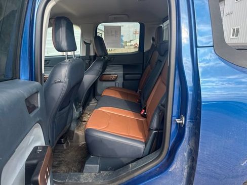 Used 2024 Ford Maverick Lariat w/ FX4 Off-Road Package AWD/4WD image 4
