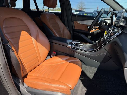 Used 2019 Mercedes-Benz GLC 43 AMG 4MATIC image 27