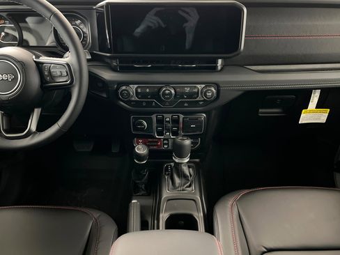 New 2026 Jeep Wrangler Rubicon image 13