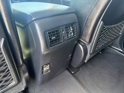 Used 2018 Toyota 4Runner Limited AWD/4WD image 21