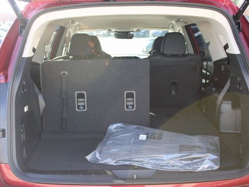 Used 2026 Subaru Ascent Premium image 23