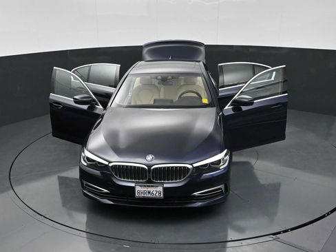 Used 2019 BMW 530e w/ Luxury Package RWD image 33