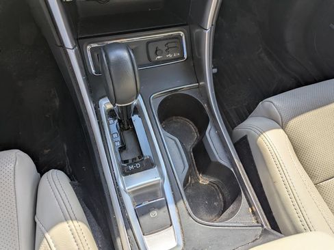 Used 2019 Subaru Ascent Limited AWD/4WD image 21