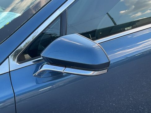 Used 2018 Lincoln MKZ Premiere image 11