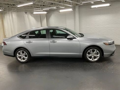 Certified 2023 Honda Accord LX image 6