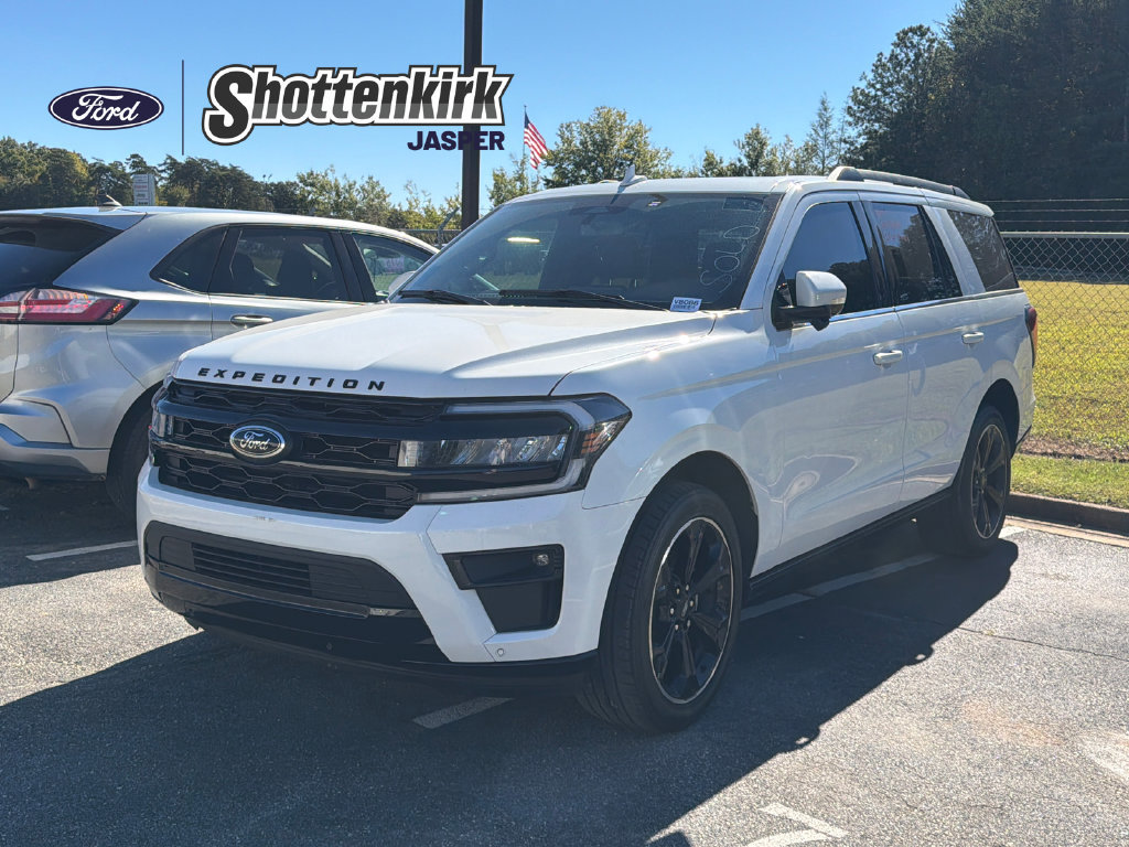 Used 2023 Ford Expedition Limited RWD image 1