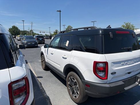 Used 2023 Ford Bronco Sport Outer Banks w/ Tech Package AWD/4WD image 6
