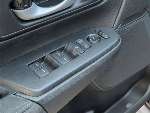 Used 2021 Honda CR-V LX image 21