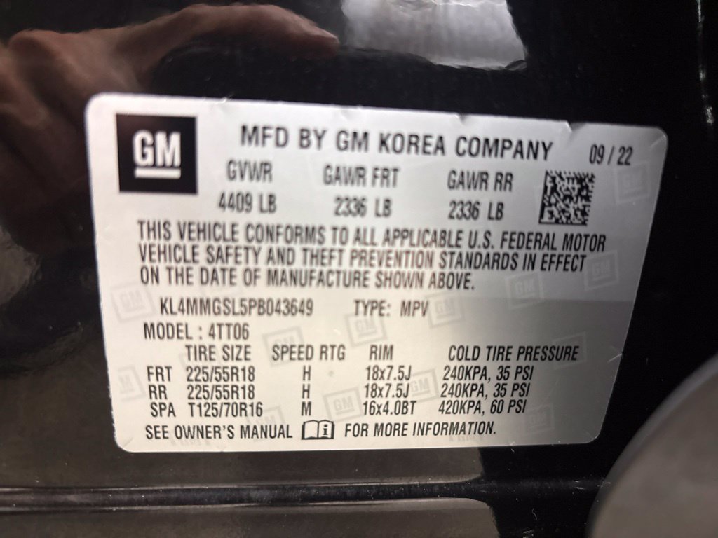 Used 2023 Buick Encore GX Essence w/ Experience Buick Package AWD/4WD image 6