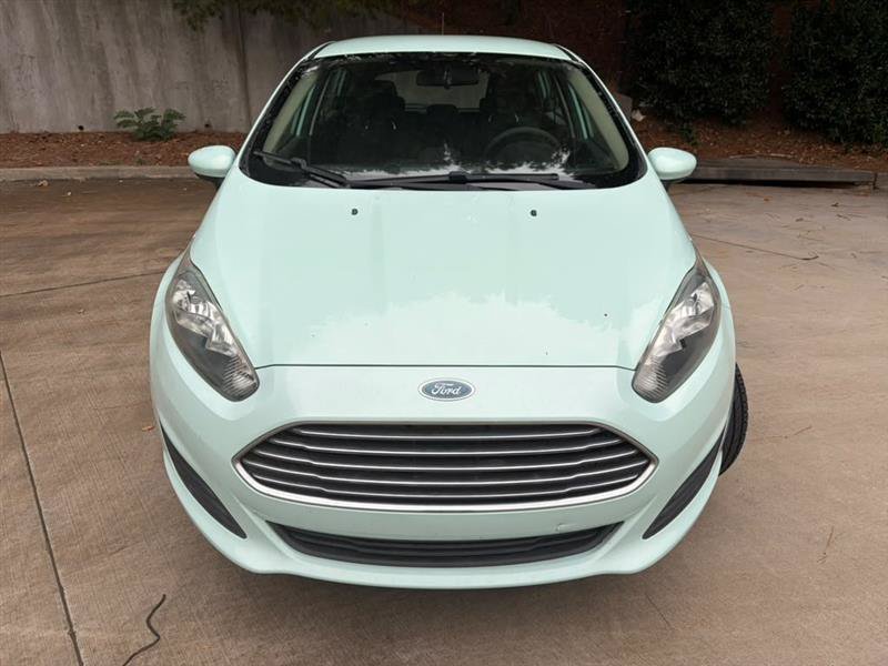 Used 2017 Ford Fiesta SE FWD image 2