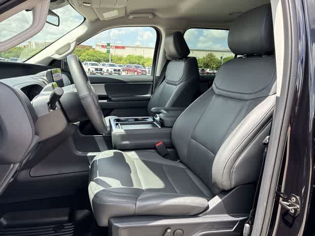 Used 2026 Ford Expedition Max Active RWD image 17