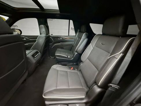 Used 2023 Cadillac Escalade Premium Luxury w/ LPO, Radiant Package image 27