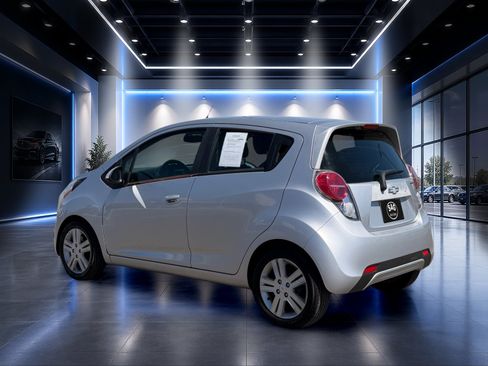 Used 2015 Chevrolet Spark LT FWD image 7