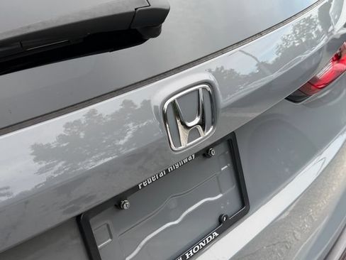 Used 2025 Honda CR-V EX-L image 16