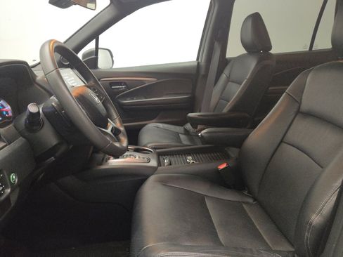 Used 2021 Honda Passport Sport image 17