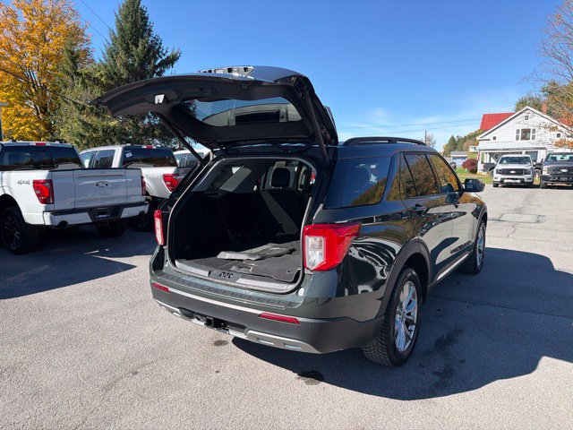 Used 2024 Ford Explorer XLT w/ Equipment Group 202A AWD/4WD image 47