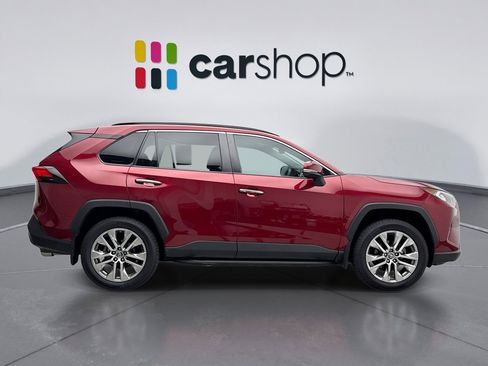 Used 2019 Toyota RAV4 Limited w/ Cold Weather Package AWD/4WD image 6
