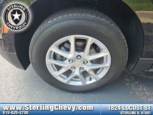 Used 2023 Chevrolet Equinox LT w/ Driver Convenience Package image 29