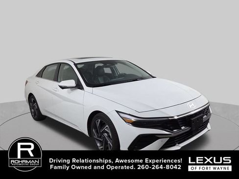 Used 2024 Hyundai Elantra Limited FWD image 4