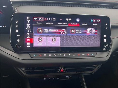 Used 2025 Dodge Charger R/T Scat Pack w/ Track Pack image 23