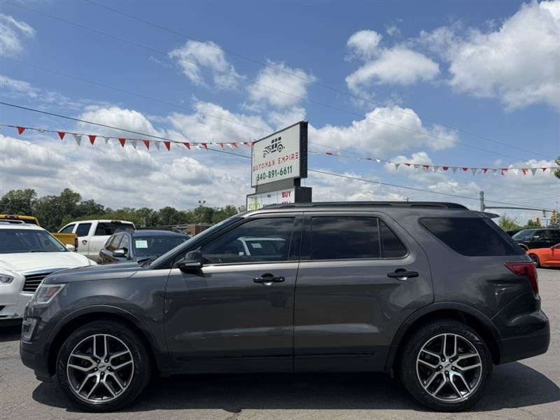 Used 2017 Ford Explorer Sport w/ Equipment Group 401A AWD/4WD image 4