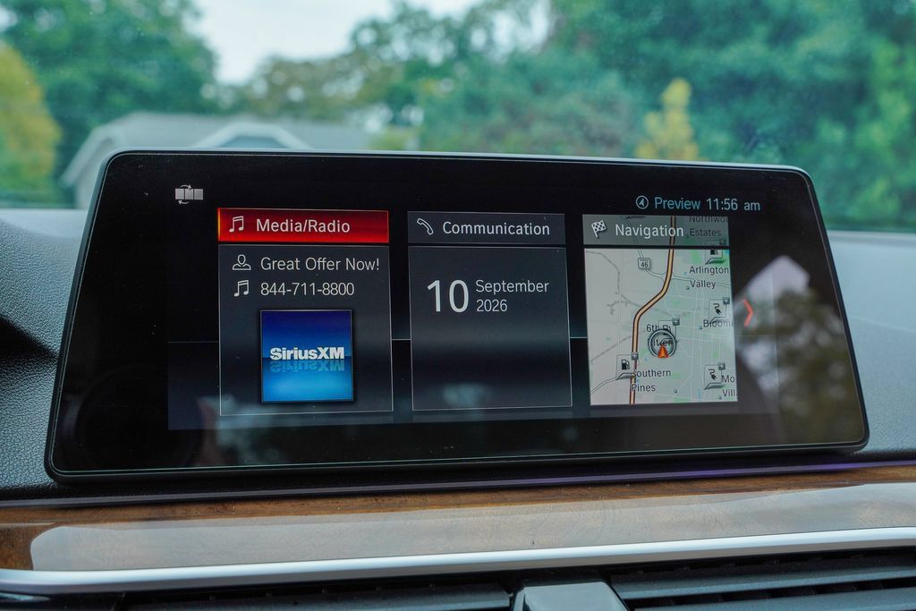 Used 2019 BMW 530e RWD image 20