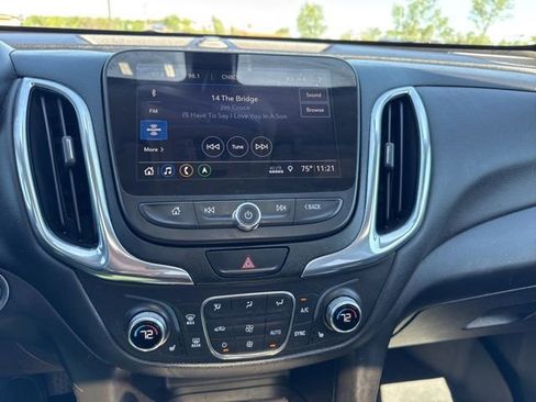 Used 2019 Chevrolet Equinox LT w/ Sun & Navigation Package AWD/4WD image 12