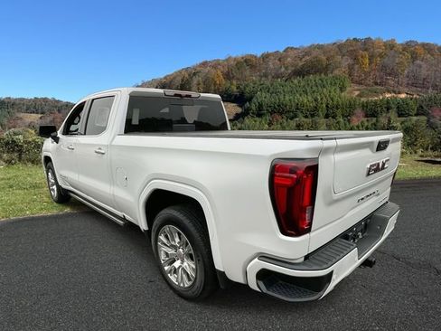 Certified 2022 GMC Sierra 1500 Denali image 5