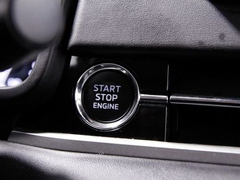 Used 2022 Mitsubishi Outlander SE image 29