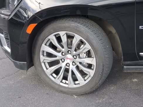 Used 2021 GMC Yukon Denali w/ Denali Ultimate Package image 30