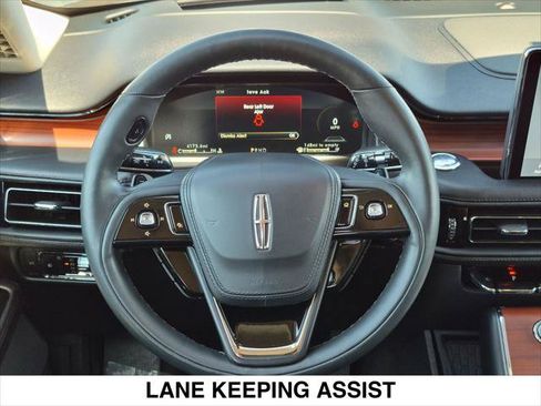 Certified 2023 Lincoln Aviator Reserve w/ Equipment Group 201A RWD image 13