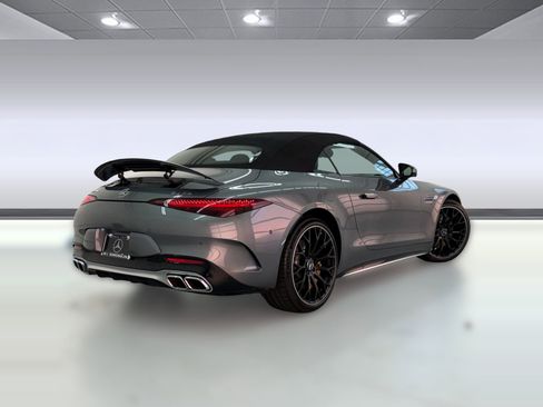 Certified 2022 Mercedes-Benz SL 63 AMG 4MATIC w/ Driver Assistance Package image 20