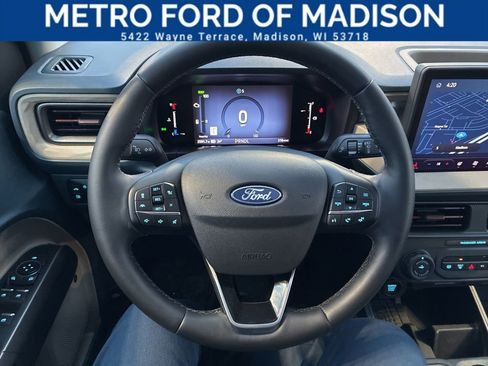 Used 2025 Ford Maverick Lariat w/ 4K Tow Package image 31