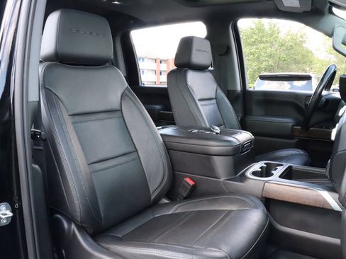 Used 2020 GMC Sierra 2500 Denali w/ Denali Ultimate Package AWD/4WD image 27
