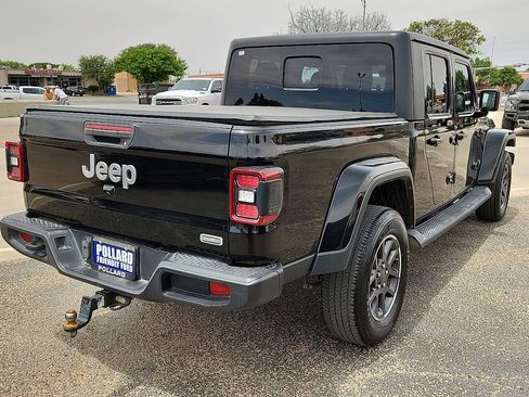 Used 2020 Jeep Gladiator Overland AWD/4WD image 3