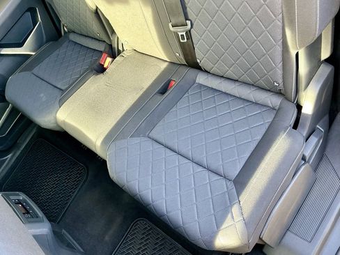 Used 2021 Volkswagen Atlas S image 31