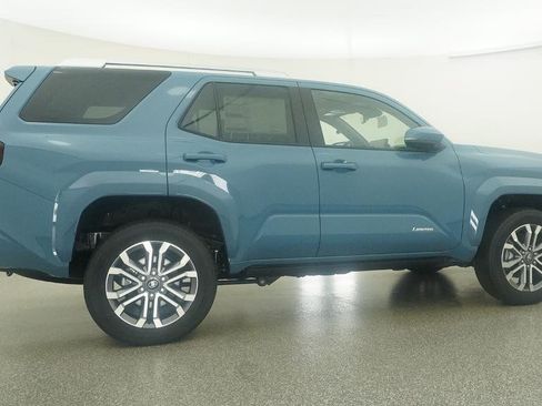 New 2026 Toyota 4Runner Limited AWD/4WD image 15