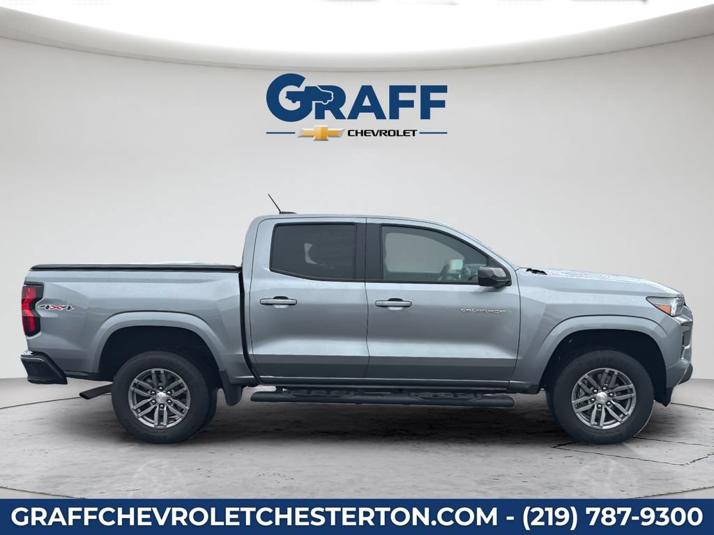 Used 2024 Chevrolet Colorado LT w/ LT Convenience Package II AWD/4WD image 9
