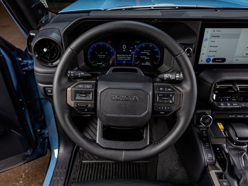 Used 2025 Toyota Land Cruiser w/ Premium Package image 19