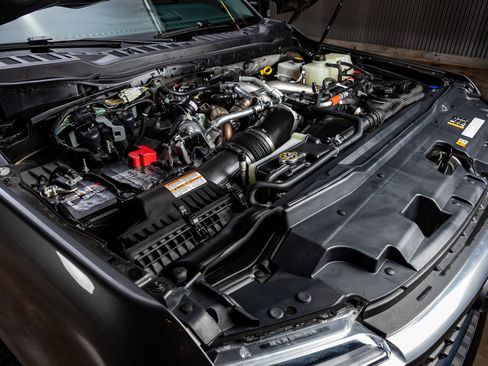 Used 2025 Ford F350 Lariat image 41