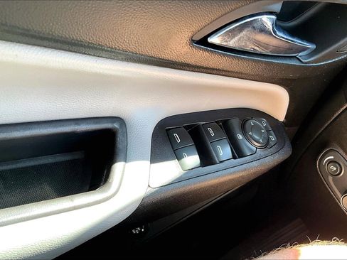 Used 2020 Chevrolet Equinox LT AWD/4WD image 34