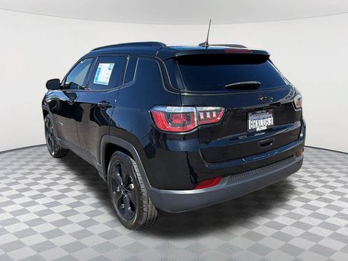 Used 2020 Jeep Compass Latitude FWD image 7