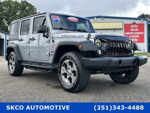 Used 2016 Jeep Wrangler Unlimited Sport image 7