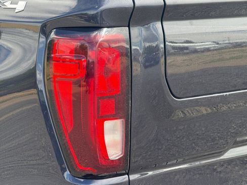 Used 2022 GMC Sierra 1500 Elevation AWD/4WD image 46
