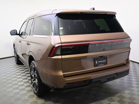 New 2026 Lincoln Navigator Black Label image 4