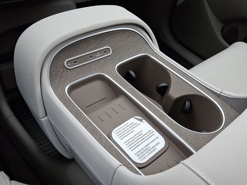 New 2026 Hyundai Palisade Limited image 18