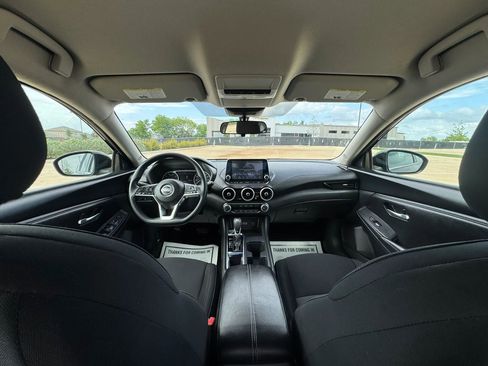 Used 2024 Nissan Sentra SV image 43