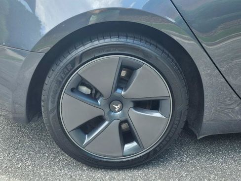 Used 2023 Tesla Model 3 Standard Range RWD image 15
